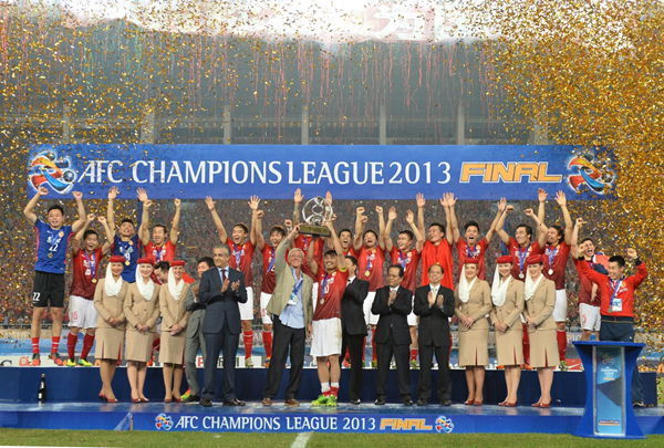 Guangzhou Evergrande won the AFC Champions League title on away goals following a 3-3 draw on aggregate with FC Seoul. 