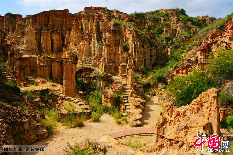 Mysterious Clay Forest In Yuanmou, China's Yunnan - China.org.cn