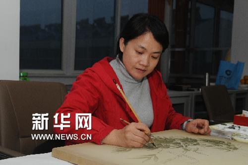 Zibo establishes ladies&apos; painting academy