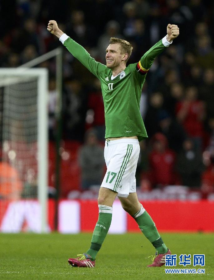 England suffer their second friendly defeat at Wembley in five days as Per Mertesacker gives Germany victory. 