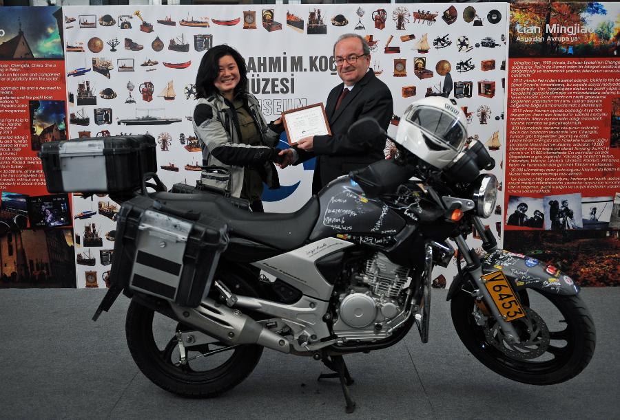 TURKEY-ISTANBUL-CHINESE GIRL-MOTORCYCLE