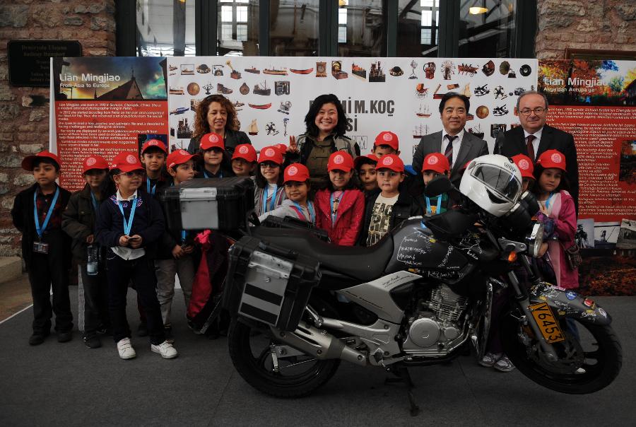 TURKEY-ISTANBUL-CHINESE GIRL-MOTORCYCLE