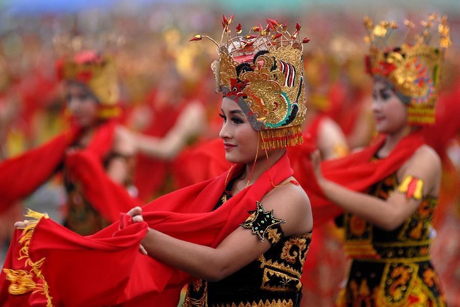 INDONESIA-BANYUWANGI-TRADITIONAL MASS DANCE