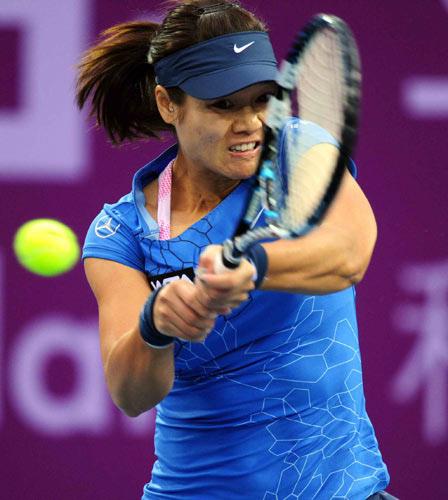  World No.3 Li Na set to defend her title at Shenzhen Open.