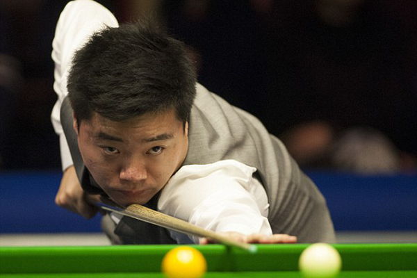  Ding Junhui's hopes of winning a fourth consecutive ranking title came to an end.