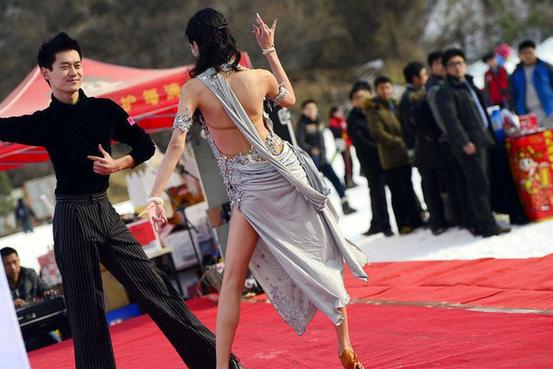 Jinan hosts snow beauty talent show