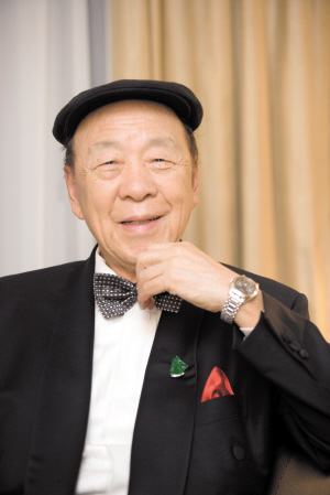 Lui Che Woo, one of the 'top 10 richest people of Chinese origin 2014' by China.org.cn. 