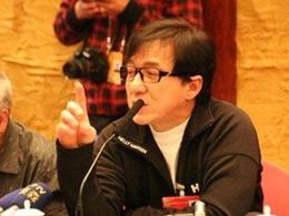 Jackie Chan has offered his insights about the problems in China's film industry.
