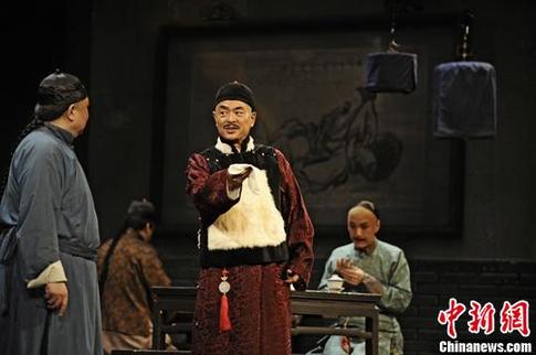 The first Tianjin Cao Yu International Theatre Festival has kicked off with the classic play 'Teahouse.' 