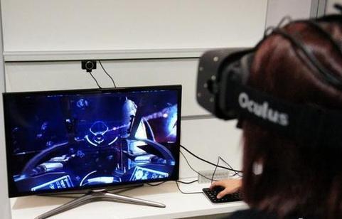 The Oculus Rift is a new virtual reality headset that lets players step inside their favorite games and virtual worlds. [chinabyte.com] 