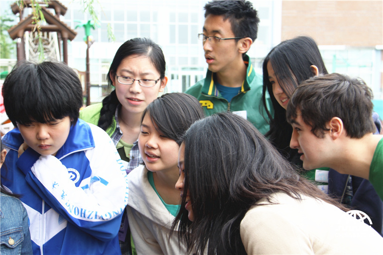 On April 19, students from Roots and Shoots program of several international schools and local schools met in Beijing for the first time in The British School of Beijing. 
