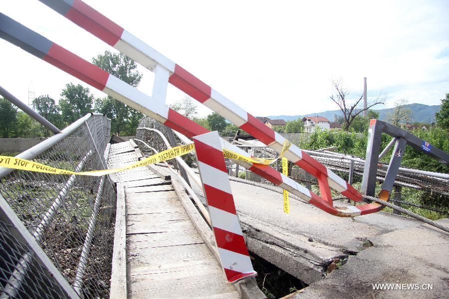 A bridge is seen destroyed during the flooding in Banja Luka, capital of Republika Srpska, an entity of Bosnia and Herzegovina on May 18, 2014. [Photo/Xinhua]