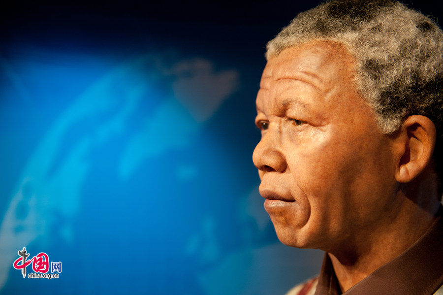 A wax figure of Nelson Mandela is on display at Madame Tussauds Beijing on Thursday. The wax museum will be officially open to public on May 31, 2014. [Photo by Chen Boyuan / China.org.cn]