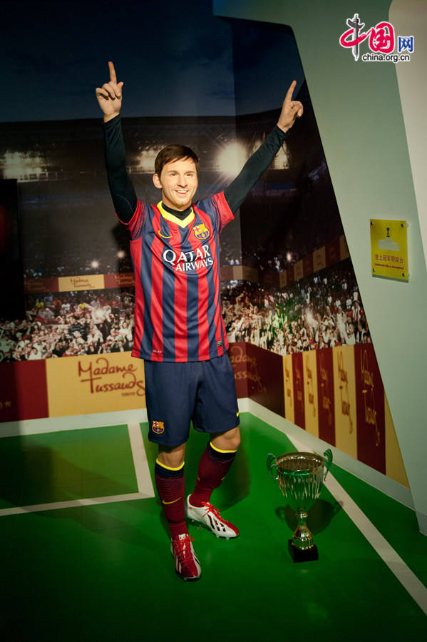 A wax figure of Lionel Messi is on display at Madame Tussauds Beijing on Thursday. The wax museum will be officially open to public on May 31, 2014. [Photo by Chen Boyuan / China.org.cn]