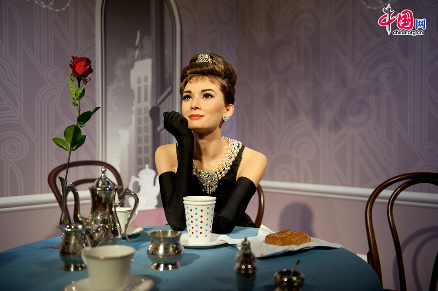 A wax figure of Audrey Hepburn is on display at Madame Tussauds Beijing on Thursday. The wax museum will be officially open to public on May 31, 2014. [Photo by Chen Boyuan / China.org.cn]