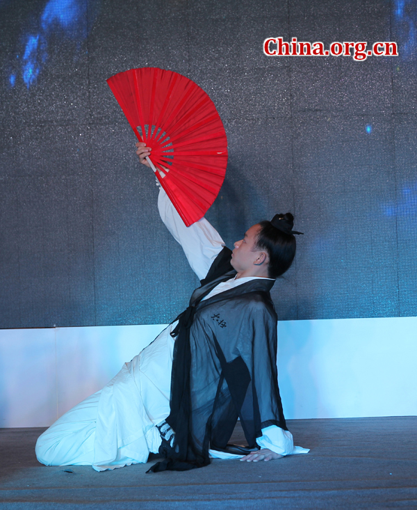 A Kongfu opera performed by China Wudang Taichi Kongfu Troupe stages at the Third China Beijing International Fair for Trade in Services (CIFTIS) Saturday in Beijing. Mt. Wudang, located in Hubei Province in Central China, is famous for the ancient martial art of Taichi and was made a UNESCO World Heritage Site in 1994. [Photo: China.org.cn]