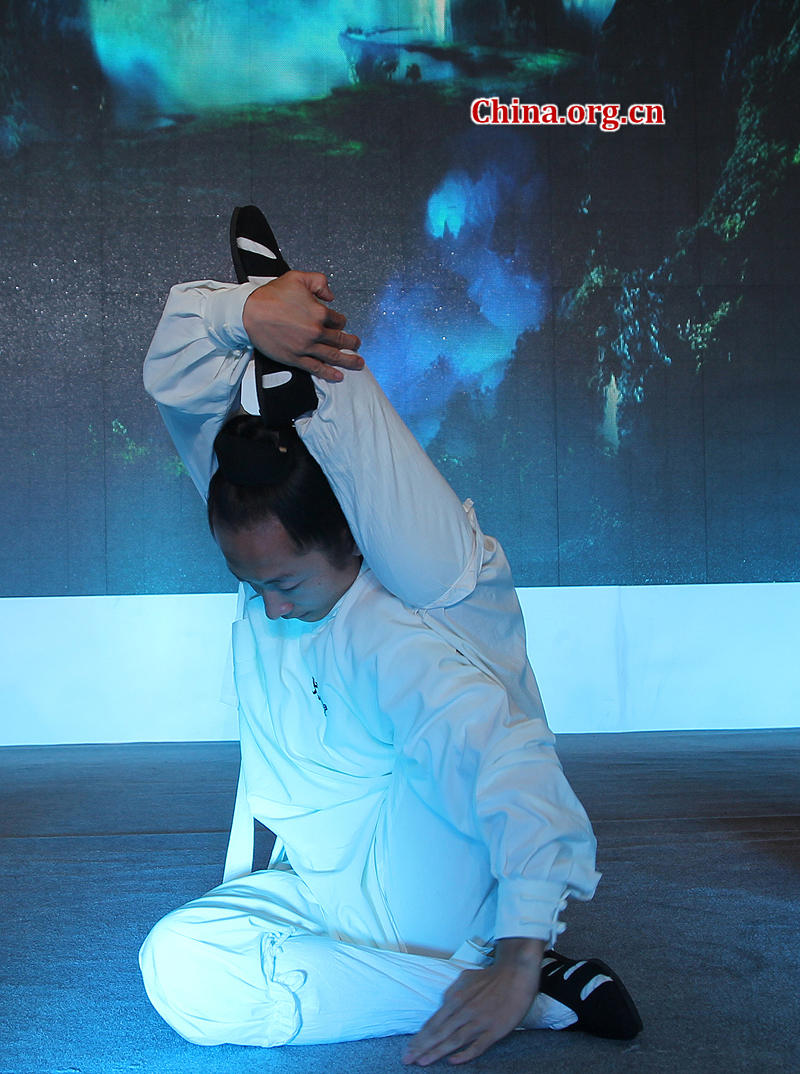 A Kongfu opera performed by China Wudang Taichi Kongfu Troupe stages at the Third China Beijing International Fair for Trade in Services (CIFTIS) Saturday in Beijing. Mt. Wudang, located in Hubei Province in Central China, is famous for the ancient martial art of Taichi and was made a UNESCO World Heritage Site in 1994. [Photo: China.org.cn]