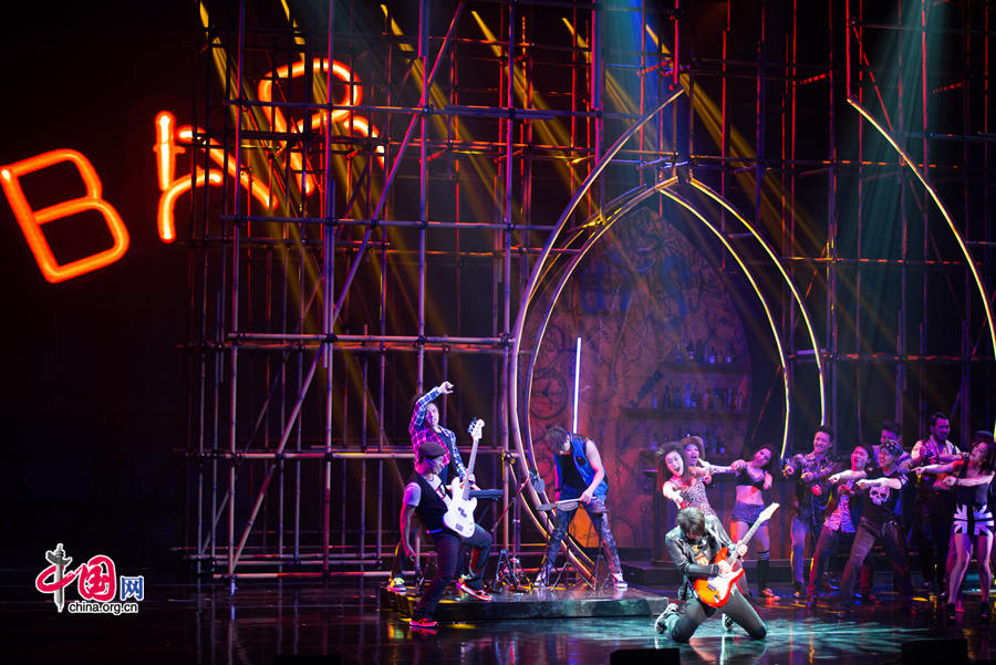 Artists stage a musical &apos;Love you, Teresa,&apos; in memory of late Chinese pop legend Teresa Teng (1953-1995) in Beijing on Tuesday, June 17, 2014. [Photo by Chen Boyuan / China.org.cn]
