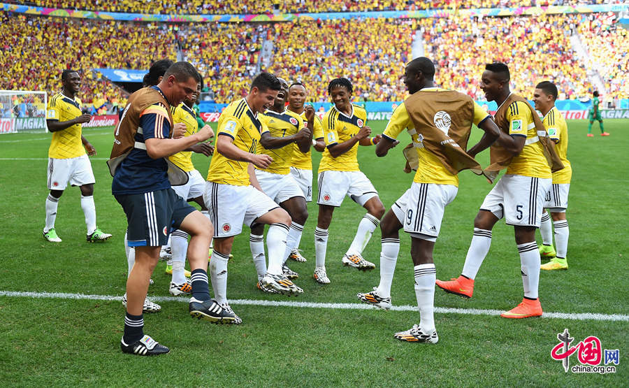 Colombia beat Cote d&apos;Ivoire 2-1 in their World Cup Group C match on Thursday. Colombia, who defeated Greece 3-0 in their opening match, are now favored to enter the last 16. [Photo / CFP]
