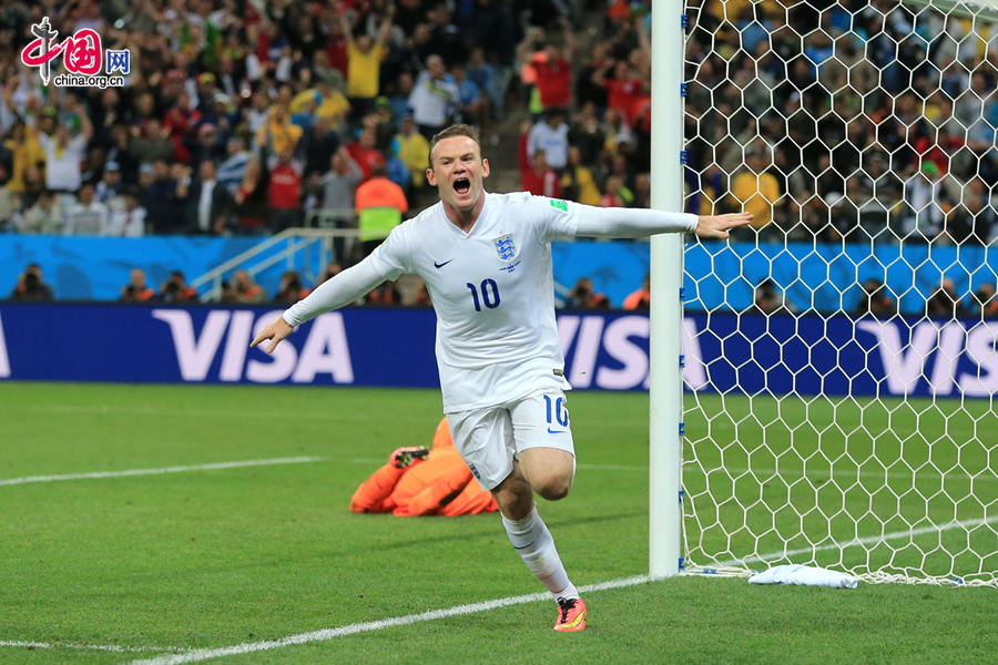 Uruguay beat England 2-1 in their World Cup Group D match on Thursday. After losing two matches, England now has little hope to advance into the last 16. [Photo / CFP]