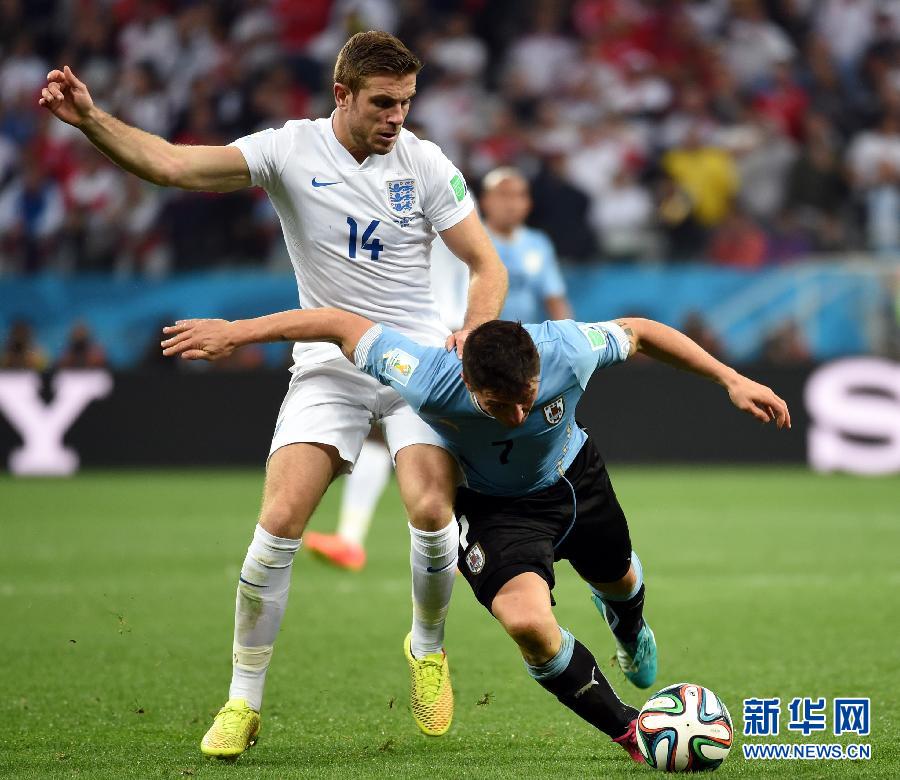 Uruguay beat England 2-1 in their World Cup Group D match on Thursday. After losing two matches, England now has little hope to advance into the last 16. [Photo / Xinhua]