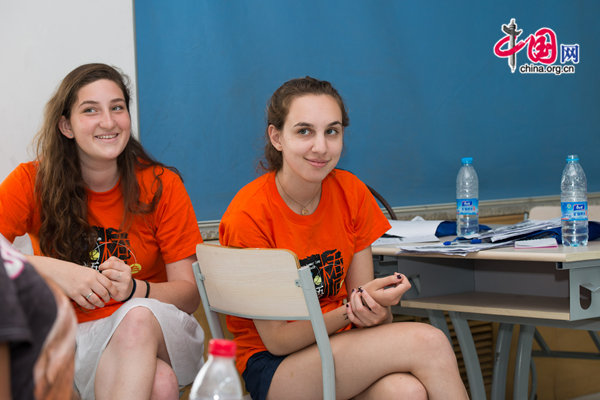 Ophir Gilad, and Orli Ziv, both 17, SLB students who are staying with a host family for the summer and have been studying Chinese for the last three years. [Photo by Chen Boyuan / China.org.cn]