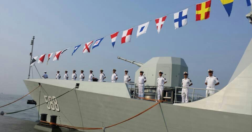 A commissioning ceremony for the Quanzhou was held at a military port in Xiamen in southeastern China on Friday.[Photo/Xinhua]