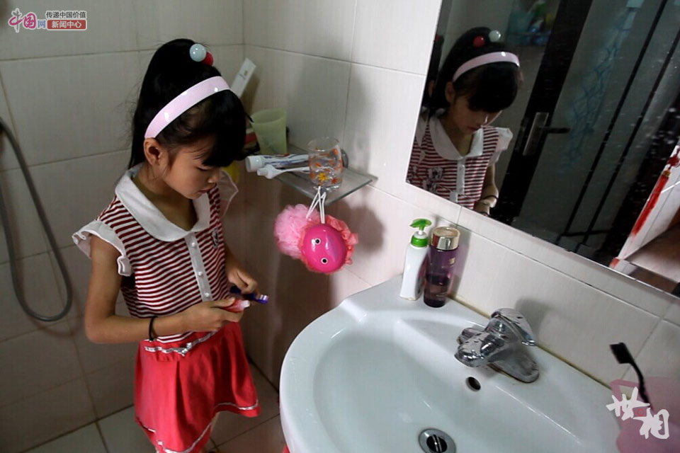 白龙村留守女童的北京七日