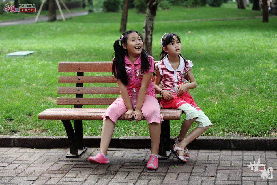 白龙村留守女童的北京七日