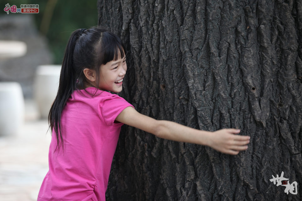 白龙村留守女童的北京七日