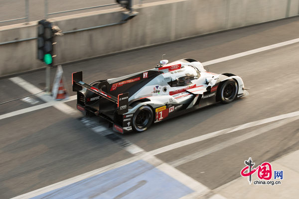 Racing teams compete in the Six Hours of Shanghai, the China competition of the FIA World Endurance Championship (WEC) on Sunday, Nov. 2, 2012. [Photo by Chen Boyuan / China.org.cn]