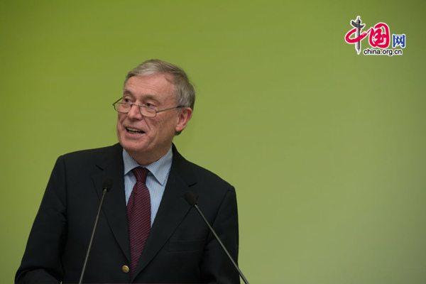 Germany's ex-President Horst Kohler delivers a keynote speech at the launch ceremony of RUC Center for Eco-Finance Studies on Tuesday, Nov. 25, 2014. [Photo by Chen Boyuan / China.org.cn] 