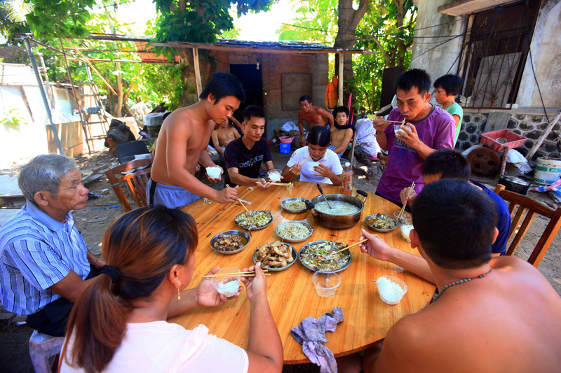 The 110 fishermen in Yongxing mainly came from Qionghai, Wanning and Wenchan in Hainan province. They formed a new big family in the newly founded city. [Photo/Asiannews] 