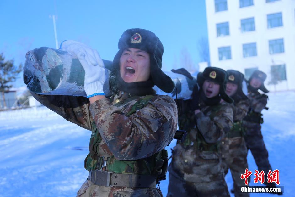 Soldiers garrisoning a fort in northeast China&apos;s Heilongjiang Province defy extreme coldness and conduct trainings at an undisclosed military camp on Saturday, Dec. 20. [Photo / CNS]