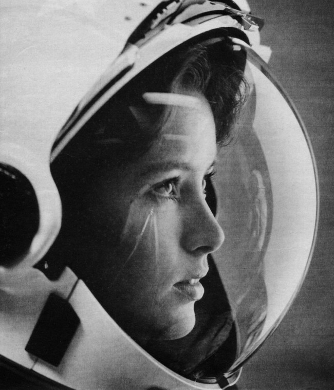 Anna Fisher, “the first mother in space” [1980s] [Web photo]