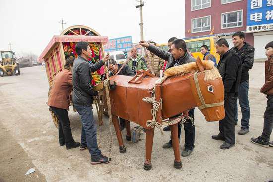 Chinese farmers' amazing inventions in 2014