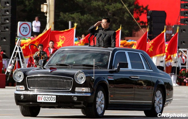 A military parade is held to mark the 60th anniversary of the founding of the People's Republic of China at Tian'anmen Square in Beijing on October 1, 2009. Hu Jintao, the then general secretary of the Central Committee of the Communist Party of China, Chinese President and chairman of the Central Military Commission, inspected troops during the parade. [File Photo/CNS]