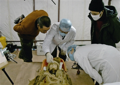 A 3,500-year-old perforated female skull has been discovered at the Xiaohe tomb complex, which contained the largest number of mummies to have been found in the world, in northwest China's Xinjiang Uygur Autonomous Region. 