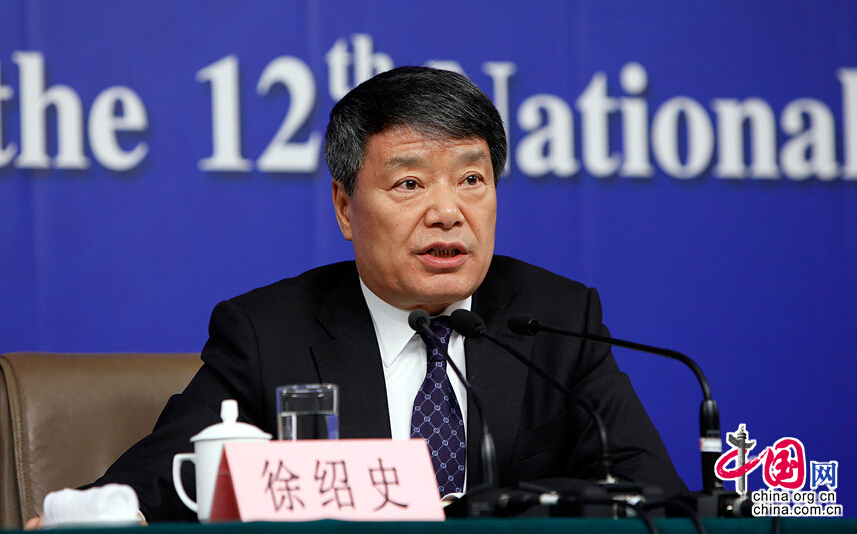 Xu Shaoshi, minister of the National Development and Reform Commission, made the remarks while giving a press conference in Beijing on Thursday for the third session of the 12th National People's Congress (NPC) on the economic situation and macroeconomic control.[Photo/Xinhua] 