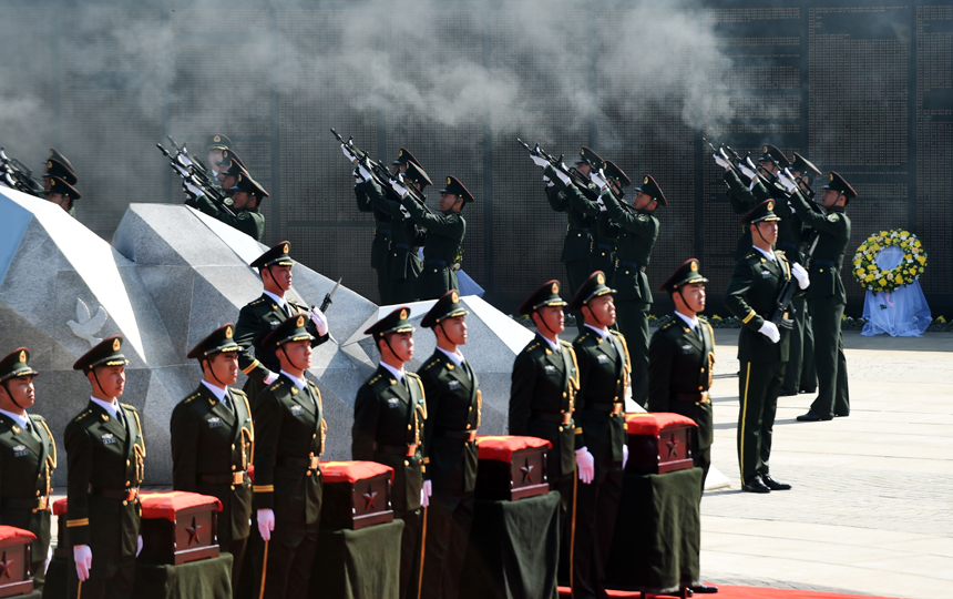 Remains of 68 Chinese soldiers killed in the 1950-53 Korean War were reburied in northeast China after they were excavated and returned from the Republic of Korea (ROK). A grand ceremony was held March 21, 2015 at Martyrs&apos; Park in Shenyang, capital city of Liaoning Province. It was attended by veterans, relatives of the soldiers and representatives from all walks of life. [Photo/Xinhua] 