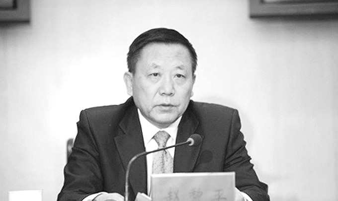 A retired police chief in north China's Inner Mongolia Autonomous Region Zhao Liping has been arrested on a charge of murder, the Supreme People's Procuratorate announced on Thursday.