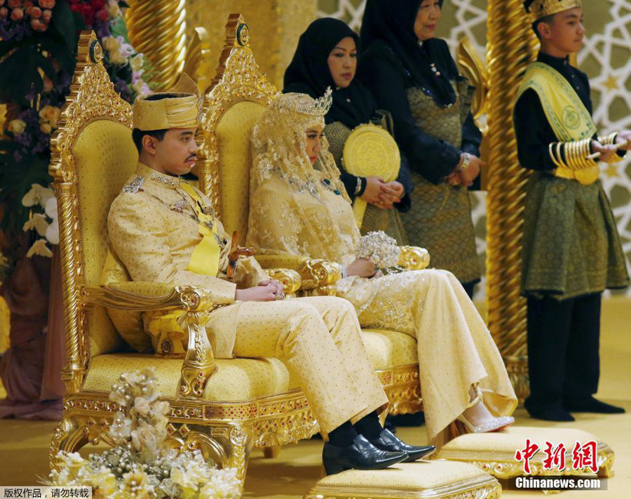 The royal wedding of Brunei's Prince Abdul Malik was launched at Istana Nurul Iman (the Palace) on Sunday. [Photo/Chinanews.com]