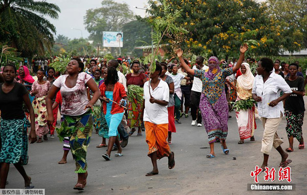 Burundi plunged into chaos on Wednesday as the Burundi presidency said an attempted coup attempt had 'failed,' following an army general's claim that the president had been sacked and a transitional government was being discussed. [Photo/Chinanews.com]