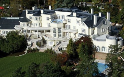 Top 10 luxury houses in the world