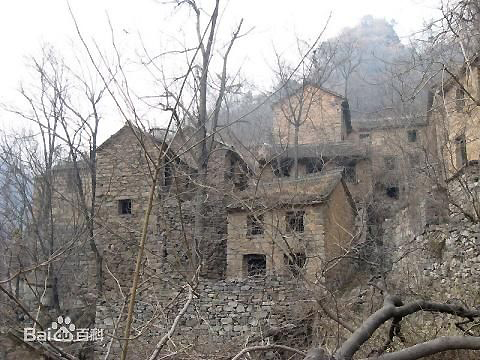 Fengmen Village, one of the 'top 10 horrible tourist sites in China' by China.org.cn.