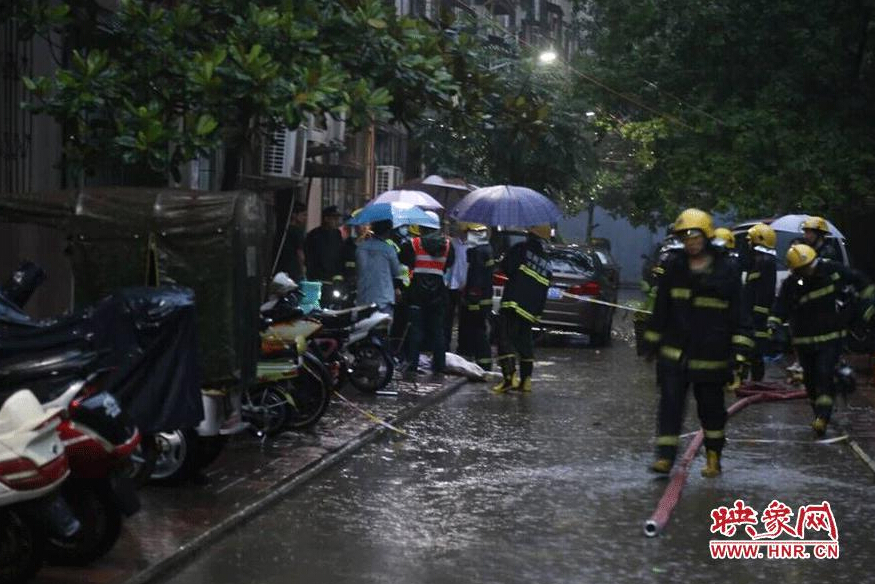 9 killed, 5 injured in Central China apartment fire