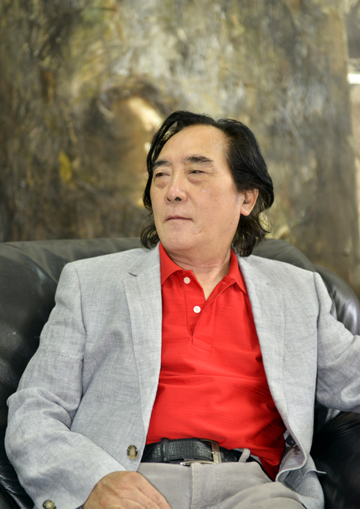 著名旅美艺术家王鑫生"跨越·廻响"油画展开幕