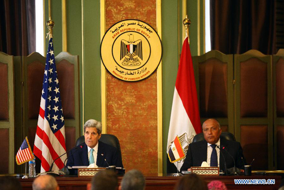 Visiting U.S. Secretary of State John Kerry (L) speaks during a press conference with his Egyptian counterpart Sameh Shukry in Cairo, Egypt, on August 2, 2015. U.S. Secretary of State John Kerry paid a two-day visit on Saturday and Sunday in Egypt. [Photo/Xinhua]