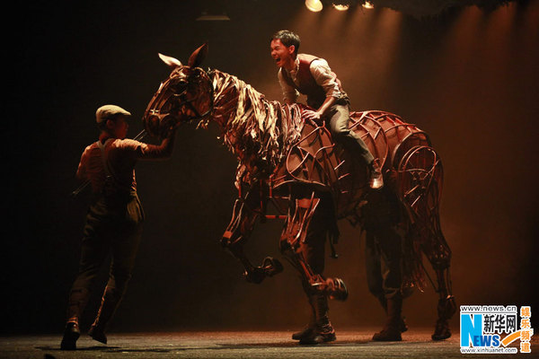 A stage photo from the Chinese version of 'War Horse'. [Xinhua]