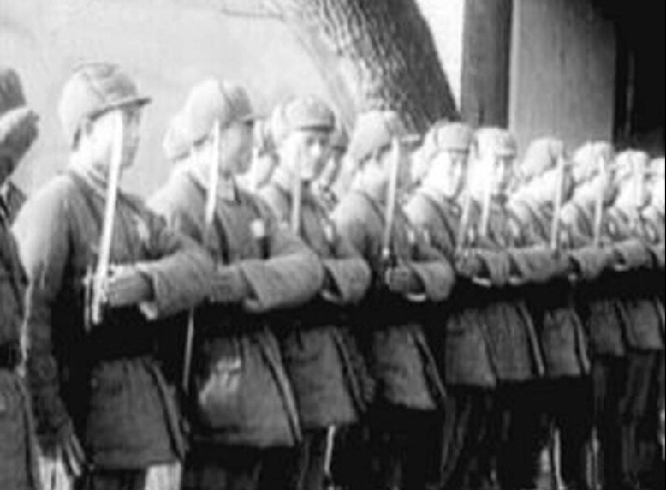 On Oct. 16, 1949, China's Guard of Honor formed in a haste, wearing the woolen overcoats captured from the Japanese military, welcomed its first foreign guest - Soviet ambassador to China Nikolay Vasilevich Roschin. [Photo/news.cn]